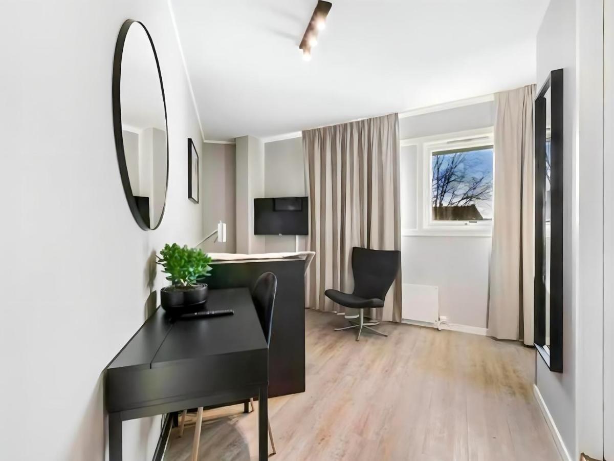 Queen Astrids Aparthotel Осло Экстерьер фото